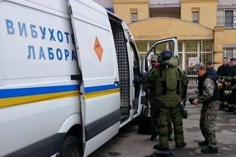 В Киеве сообщили о минировании трех ТРЦ