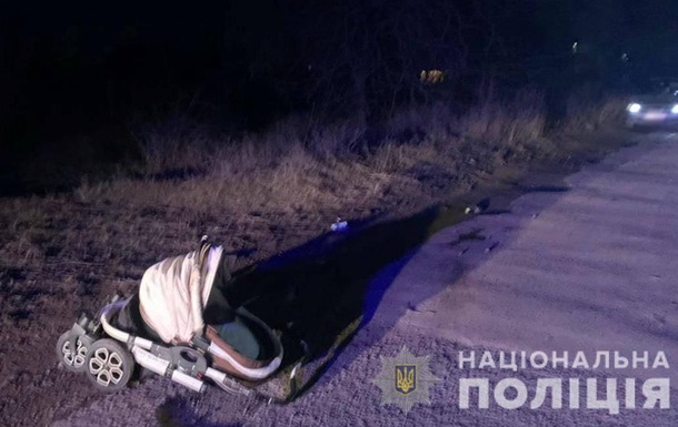 В Одесской области пьяный водитель сбил девушку с младенцем