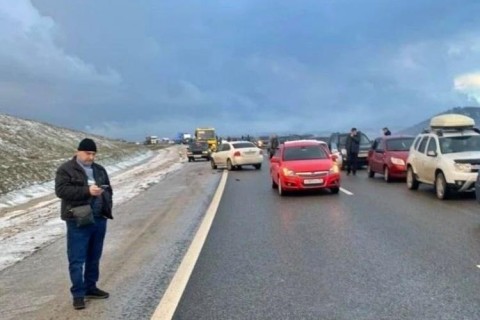 Масштабное ДТП: в Крыму столкнулись 15 автомобилей