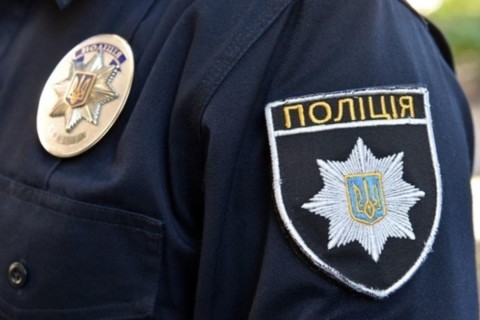 Находка не из приятных: в Киеве на детской площадке обнаружили труп мужчины